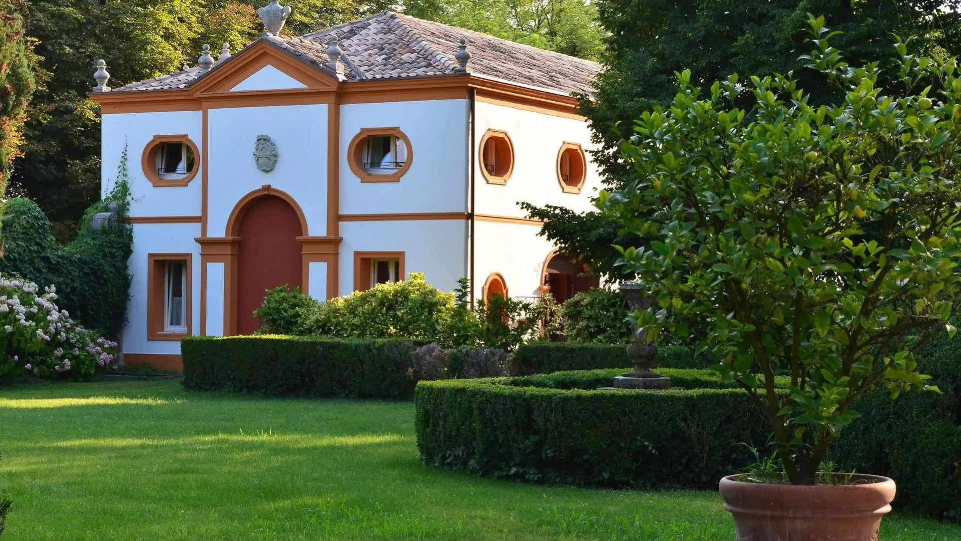 Hotel Relais Barco Zonca Arcade 3*,  Italy